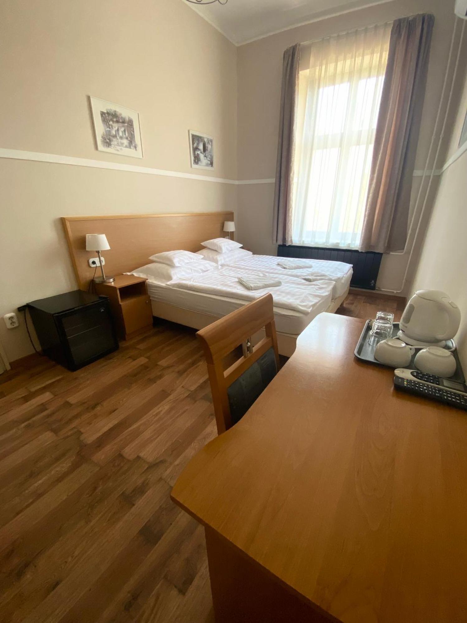 Peto Apartman Дьёр Экстерьер фото