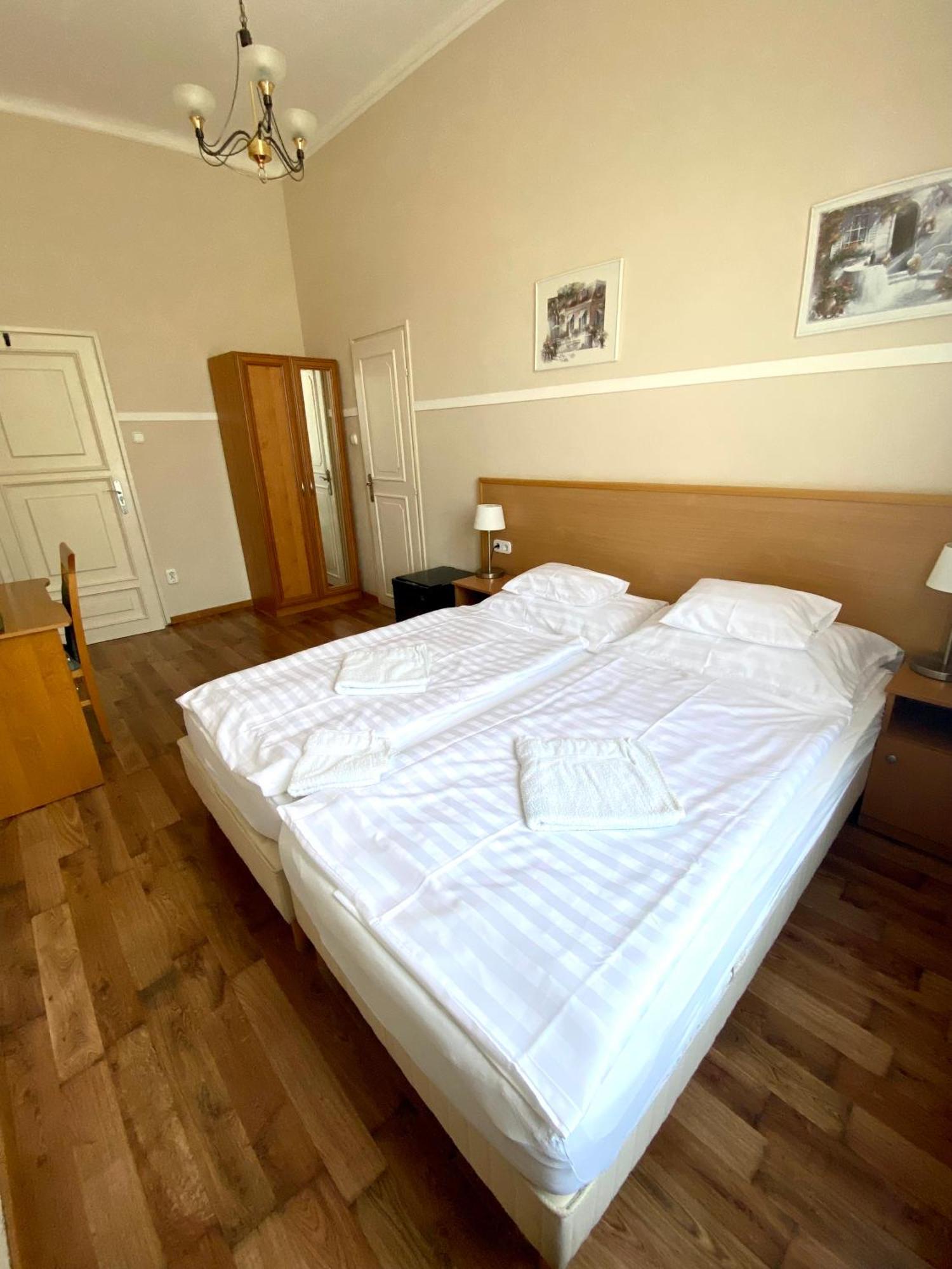 Peto Apartman Дьёр Экстерьер фото